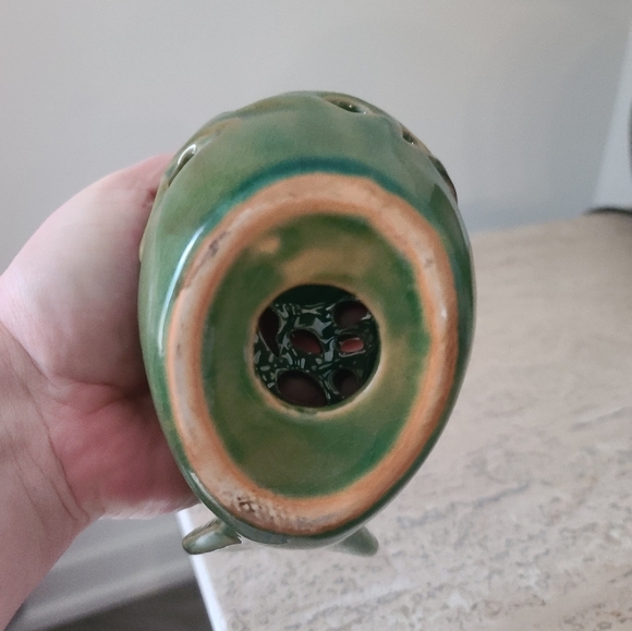 Green Ceramic Bird Figurine With Brown - Picture 5 of 7